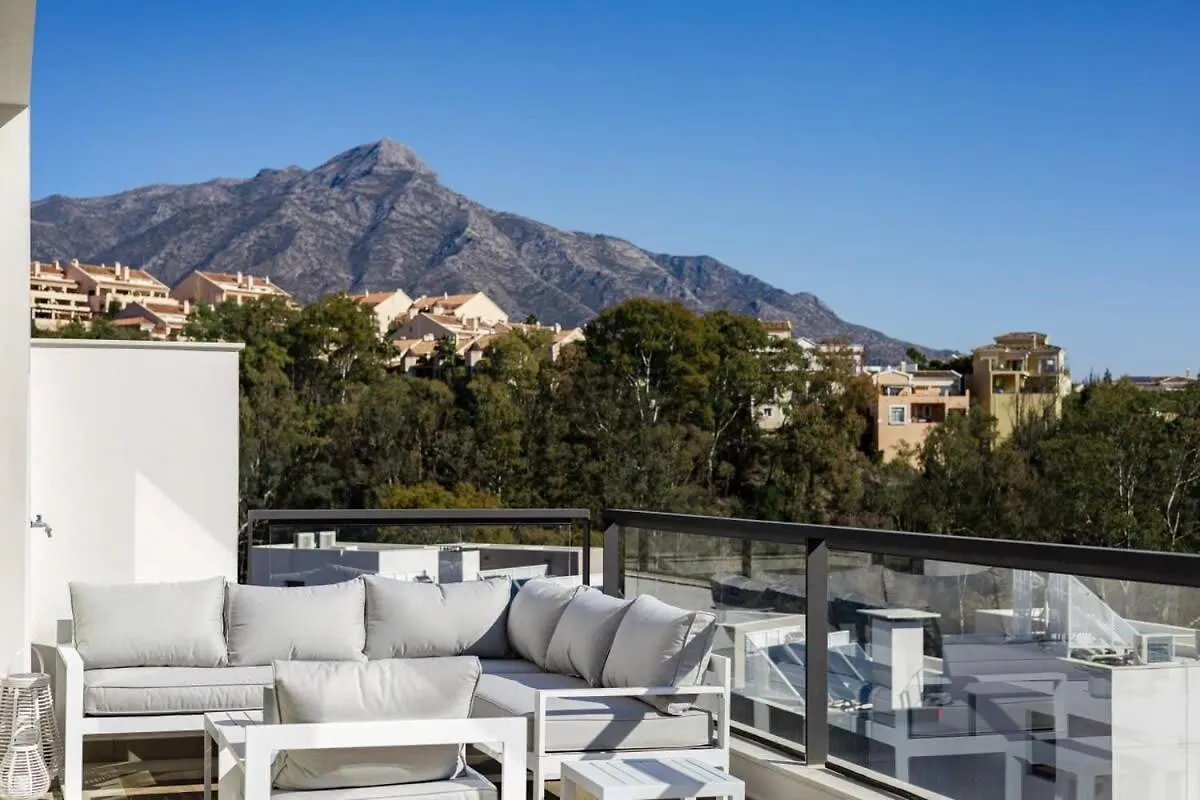Apartment Marbella Lake Luxe Duplex Penthouse Scenic Views Spain