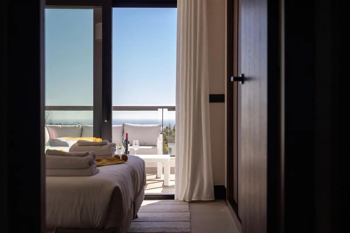Marbella Lake Luxe Duplex Penthouse Scenic Views Espanha
